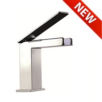 Vòi đèn Lavabo nóng lạnh Caesar BT680CT