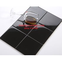 Gạch thẻ vuông đen bóng phẳng 20x20